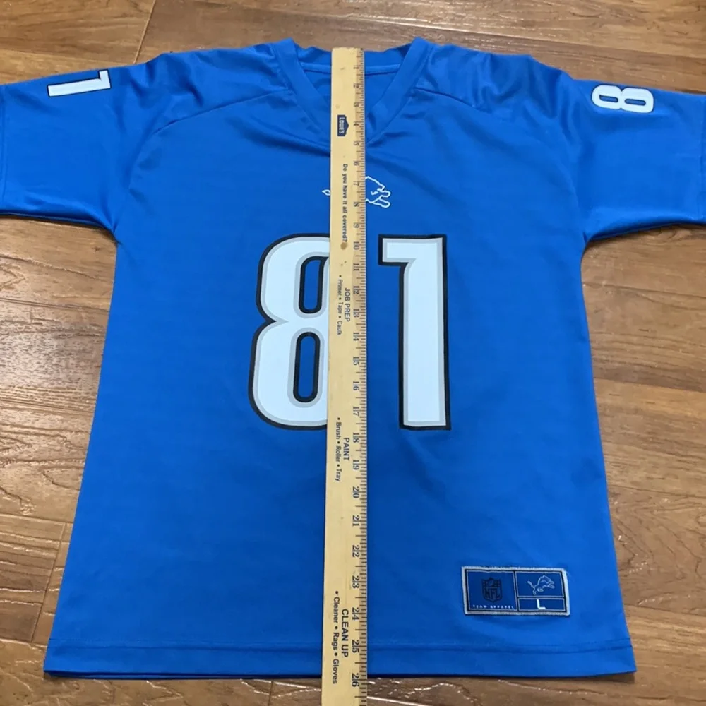 NFL preowned signs